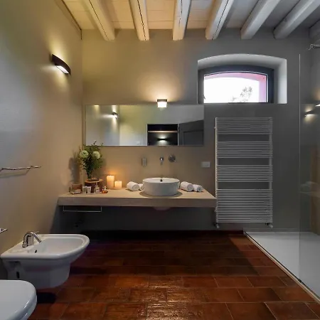 Duca Di Dolle Wine & Relais Casa de Campo Rolle